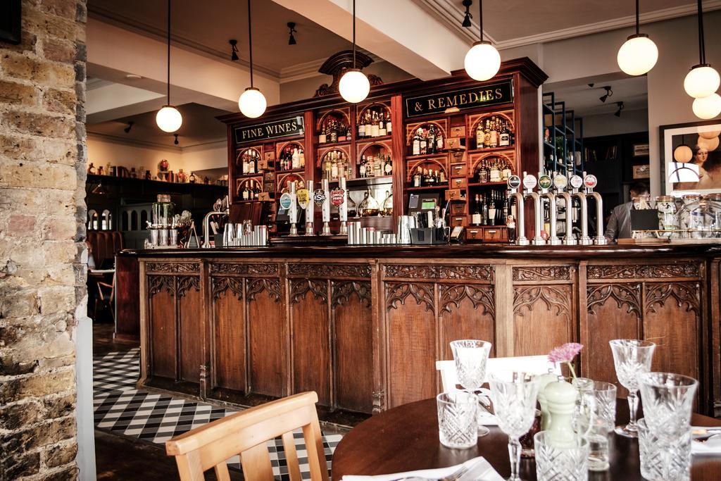 The Queen'S Head Kingston upon Thames  Exterior photo