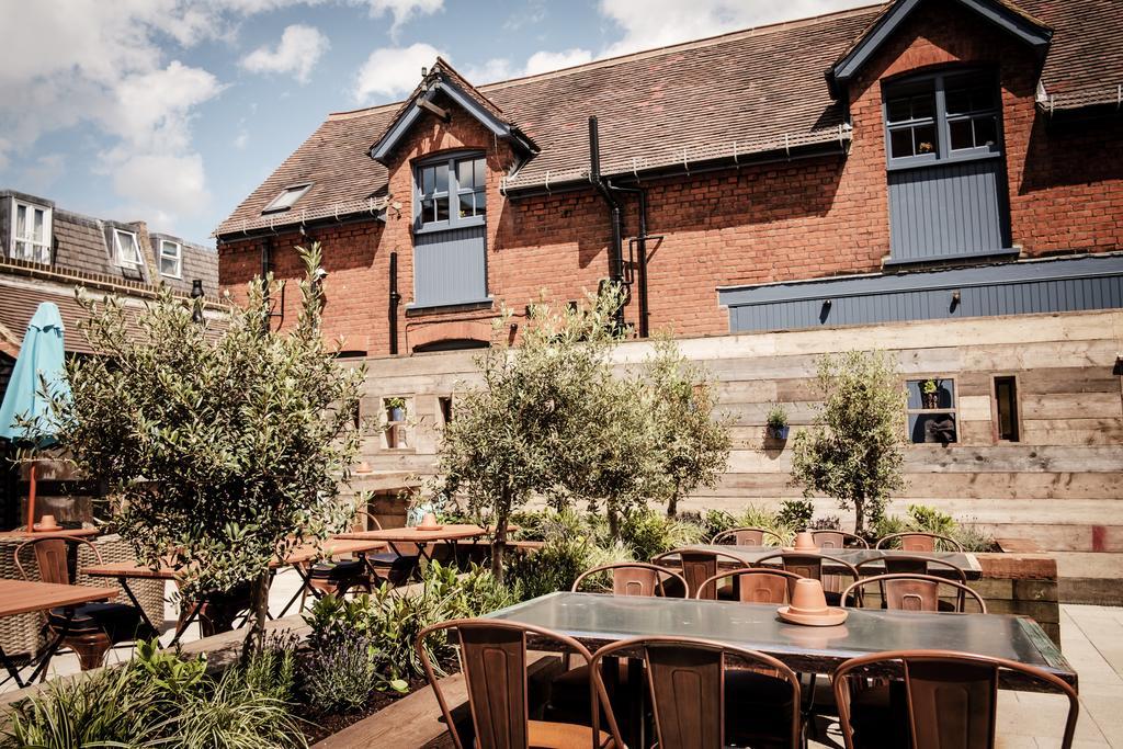 The Queen'S Head Kingston upon Thames  Exterior photo